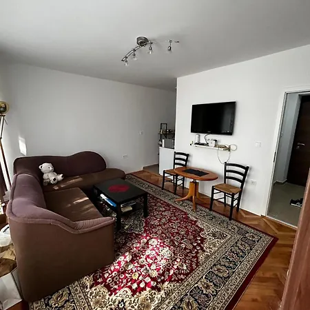 Cozy Apartment Sarajevo City شقة *