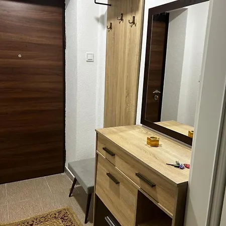 Cozy Apartment Sarajevo City شقة *